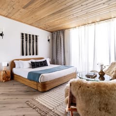 R4 – Tub Suite