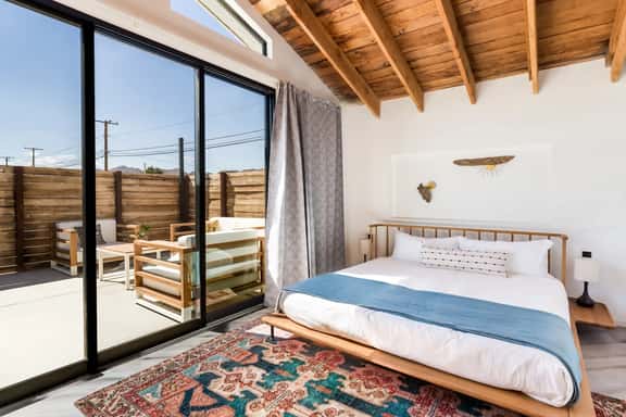 R6 – Casita - Image 1