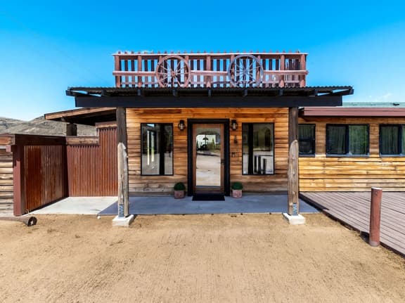 Desert Oasis w/ Views | PiTown
